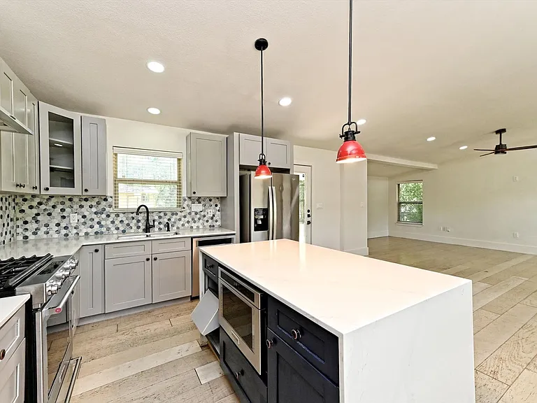 11800 Tedford St — Photo 5