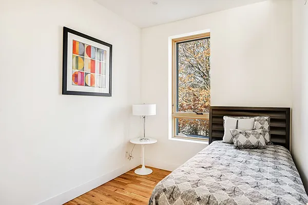 Rented by Compass | media 13