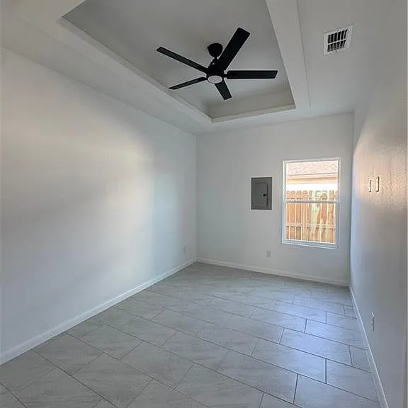 104 Sunflower St #5 — Photo 16