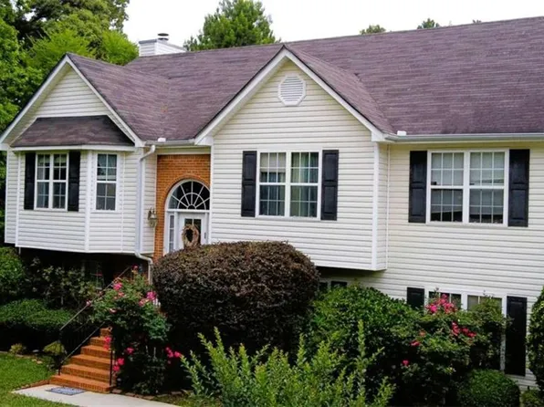 1038 Hampton Rd, Hampton, GA 30228