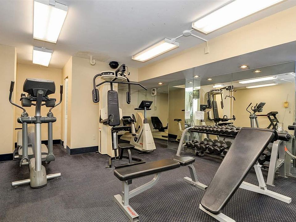 2nd image of 6515 Blvd E APT 10R