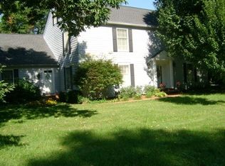 2104 Ridgecrest Dr, Chillicothe, MO 64601