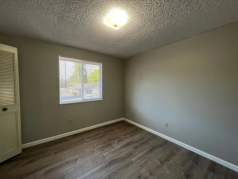 Anchor Apartments — Photo 25
