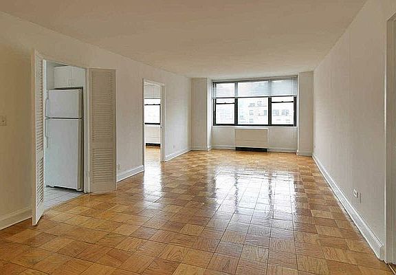 3rd image of 232 E 63rd St #4E