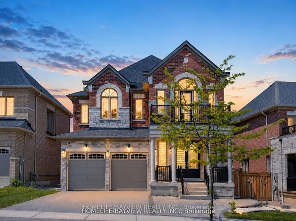62 Pear Blossom Way, East Gwillimbury, ON L9N 0S9