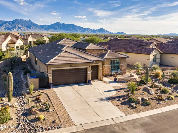 2476 E Rolling Meadow Ln, Green Valley, AZ 85614