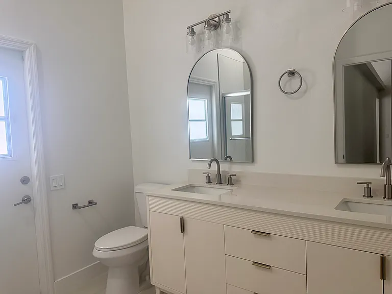 8089 Saint Andrews Cir — Photo 16