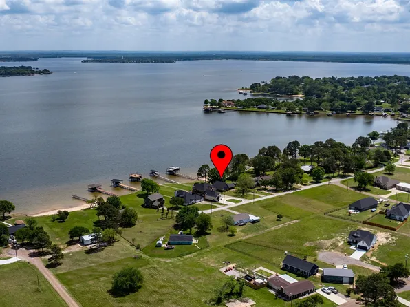 238 Matador Ranch Rd, Trinidad, TX 75163