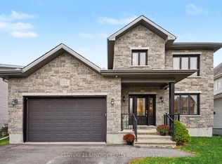 344 Colmar St, Russell, ON K0A1W0