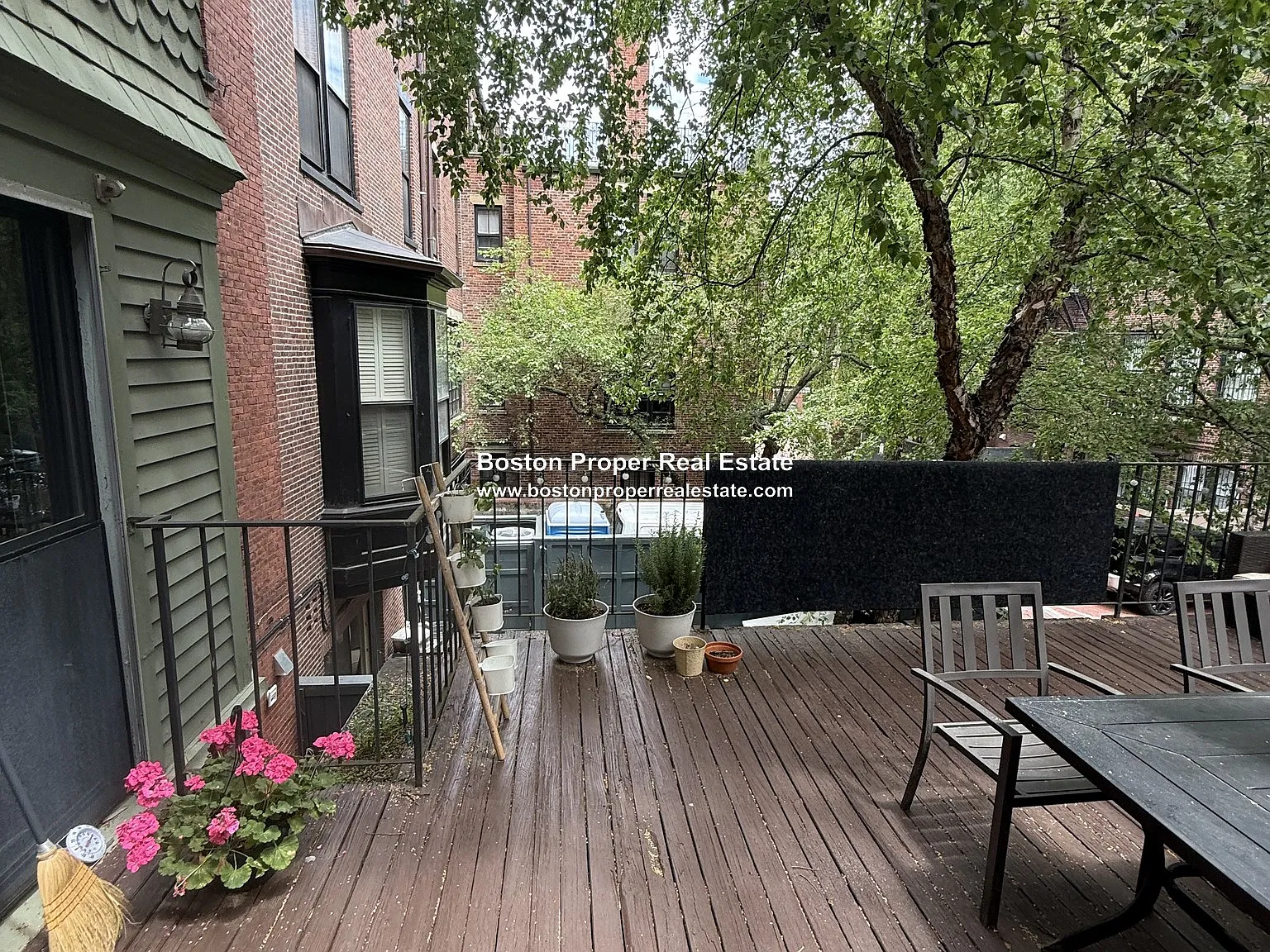 1 bed, 700 sqft, $3,750 — Photo 2