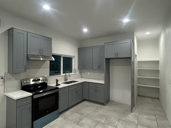 2029 Las Posas Rd, Corona, CA