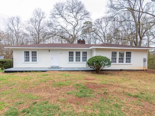 109 North St, Wellford, SC 29385