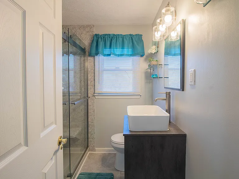 19 Herbert Dr — Photo 11