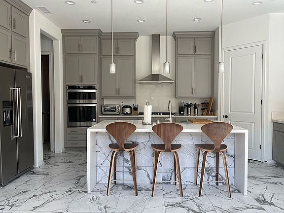 Open concept/waterfall/tile