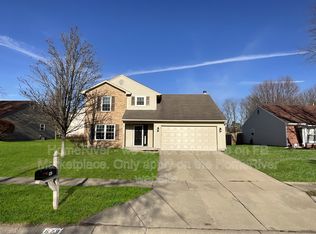 629 Lake Crossing Ct, Franklin, IN 46131