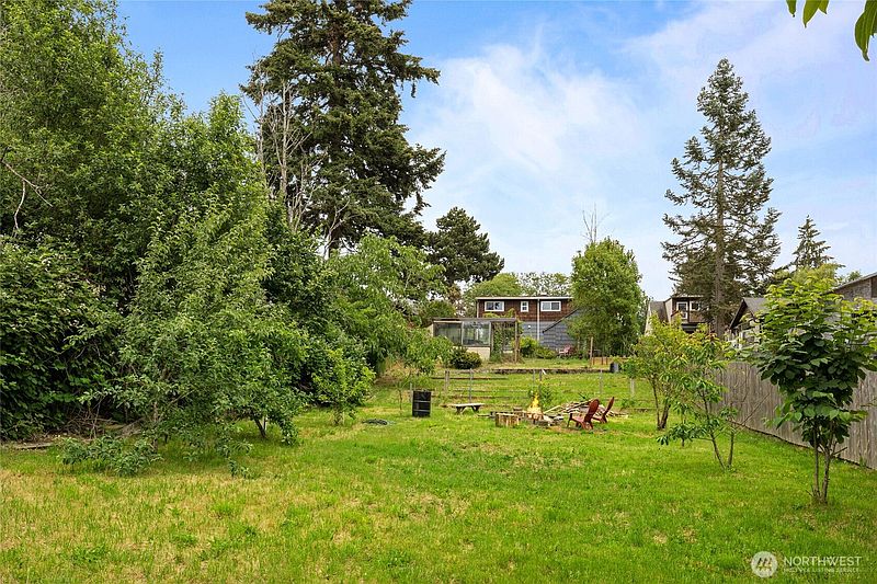2nd image of 12419 16th Avenue S