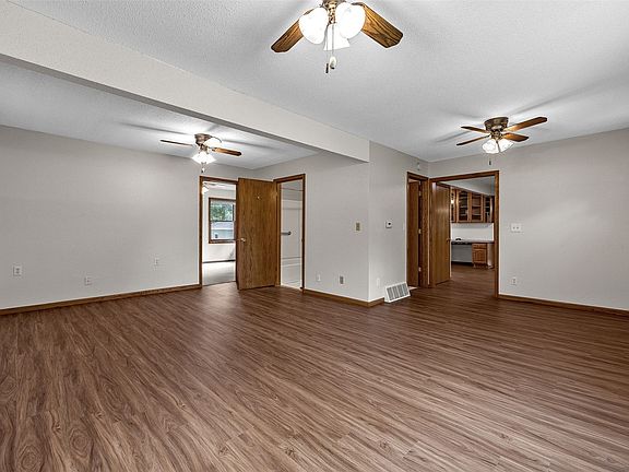 5th image of 5504 Tower Terrace Rd