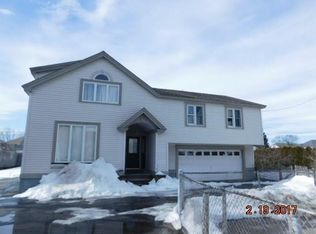 384 Lonsdale Ave, Pawtucket, RI 02860