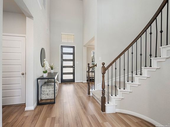 5th image of 3331 GRACE WAY