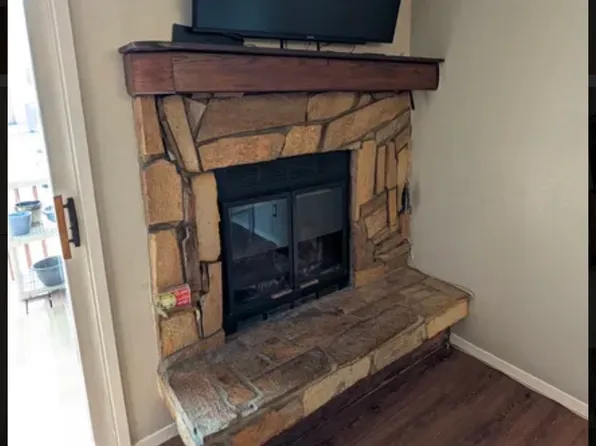 10250 Jamestown Dr, Anchorage, AK