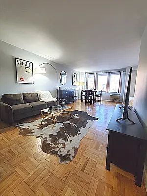2nd image of 175 W 12th St APT 15K