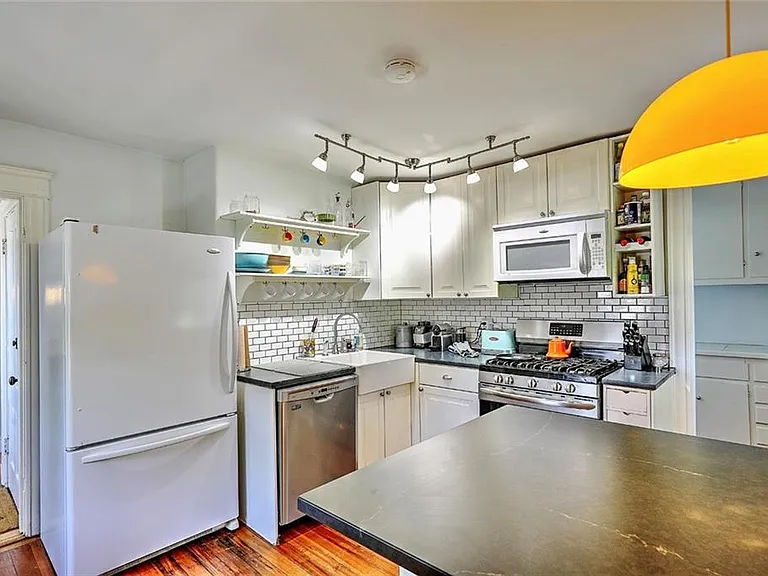 61 Chapin Ave #3 — Photo 14