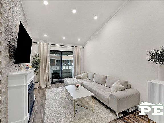 5th image of 2805 E 26th St APT 3A