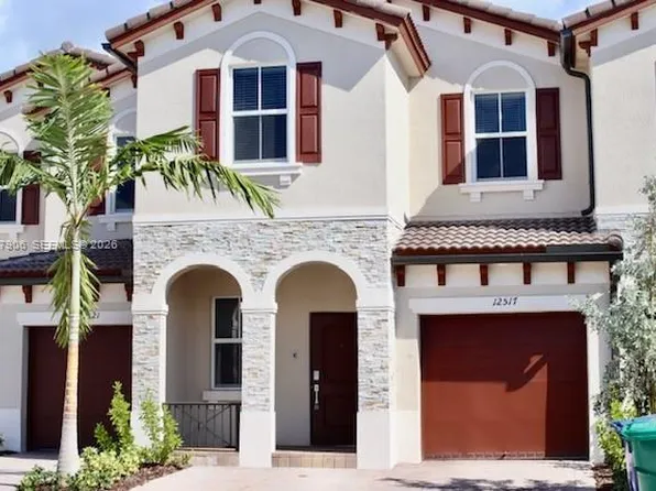 12517 NW 23rd Pl, Miami, FL 33167