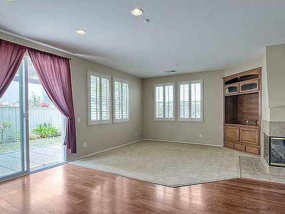 5th image of 16440 Snowbells Ln