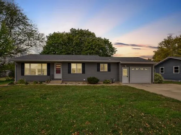 315 N Lake St, Sherburn, MN 56171