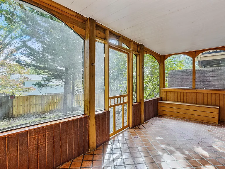 3711 Jenny Lynne Ln — Photo 33