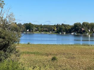 1304 W Medicine Lake Dr APT 311, Minneapolis, MN 55441