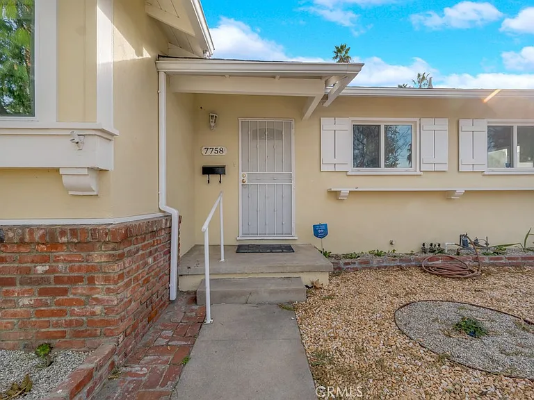 7758 Mason Ave — Photo 2