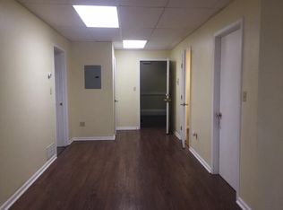 40 Vine Ave APT 202, Sharon, PA 16146
