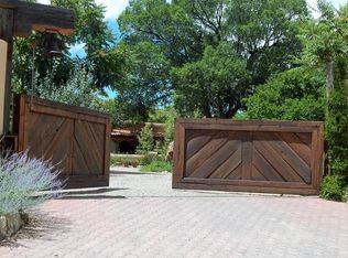 2835 W Alameda St #A, Santa Fe, NM 87507