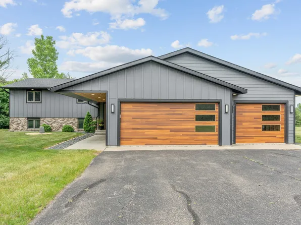804 Grant Ave, Hudson, WI 54016