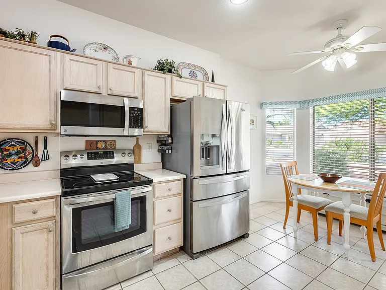 16031 W Copper Crest Ln — Photo 6