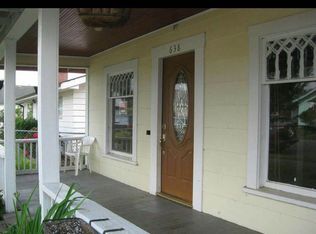 638 7th St, Myrtle Point, OR 97458