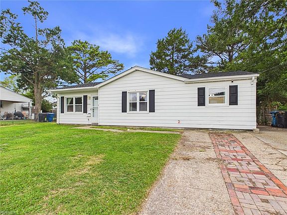 4th image of 4920 Bark Ln