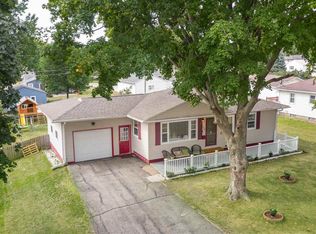 1904 Bourland Ave, Waterloo, IA 50702