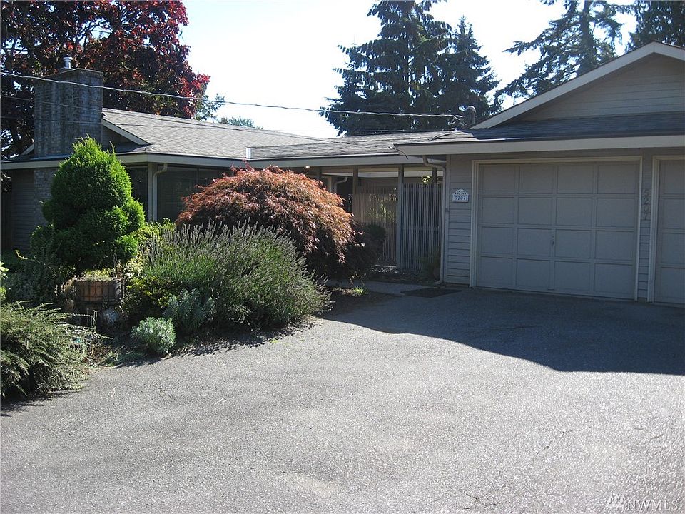 1st image of 5207 NE 188th St