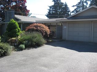 5207 NE 188th St, Lake Forest Park, WA 98155