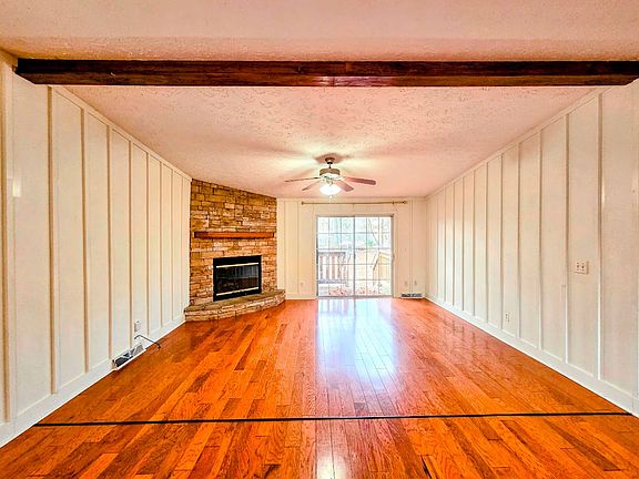 3rd image of 132 G St
