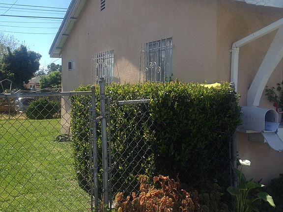 3rd image of 244 E 124th St