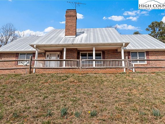 2nd image of 120 Skyline Drive