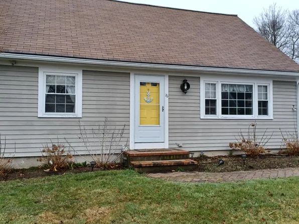 16 Harrington St, East Falmouth, MA 02536