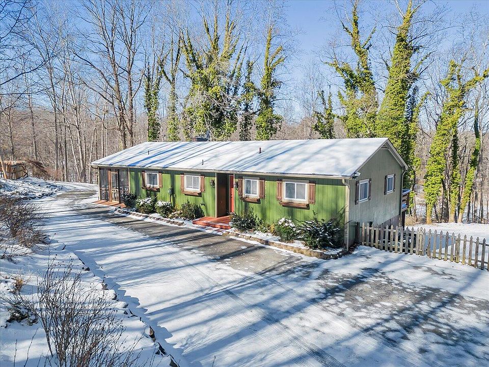 1st image of 182 Countrywood Ln