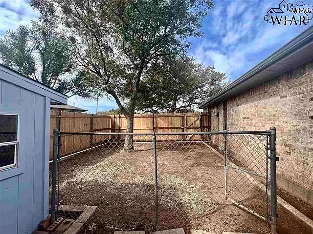 4 White Rock Ct — Photo 16