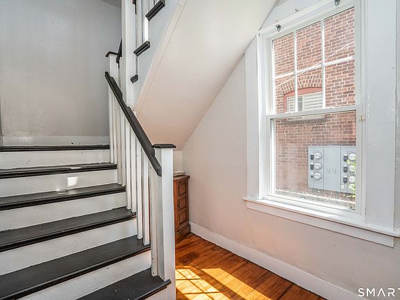 4th image of 26 Bonner Street