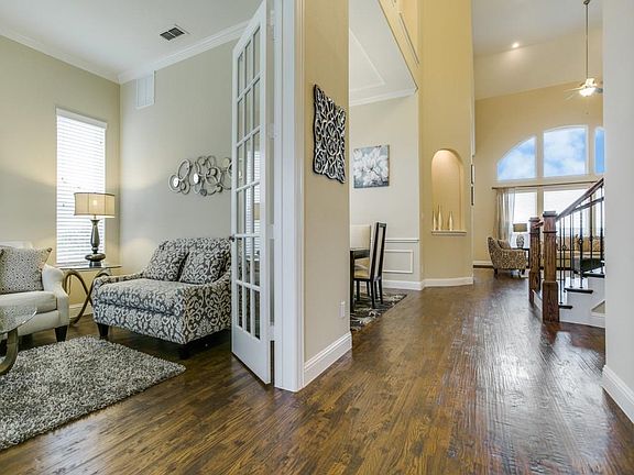 4th image of 2316 Brisbane Ln